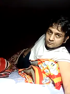 Snapshot of rarindam17 chatting on 12/15/25, 07:40 rarindam17 online show from 12/15/25, 07:40