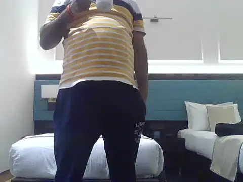 Snapshot of rarindam17 chatting on 02/22/26, 11:31 rarindam17 online show from 02/22/26, 11:31