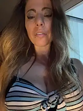 sexylenia online show from 06/09/26, 10:21
