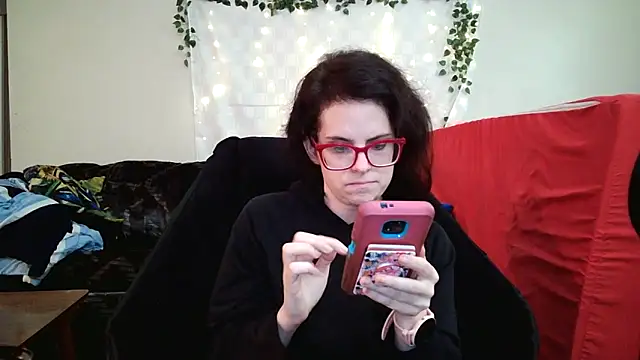 Snapshot of JessaBella chatting on 09/26/25, 03:49 JessaBella online show from 09/26/25, 03:49