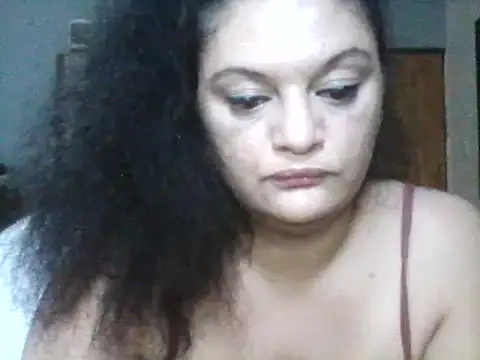 Snapshot of sweetnessangel chatting on 01/08/25, 10:04 sweetnessangel online show from 01/08/25, 10:04