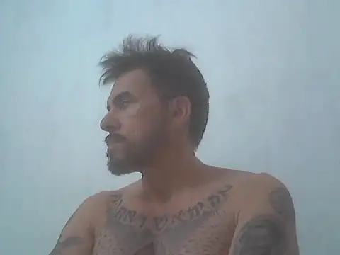 Snapshot of el_principe_hot chatting on 11/24/25, 04:01 el principe hot online show from 11/24/25, 04:01