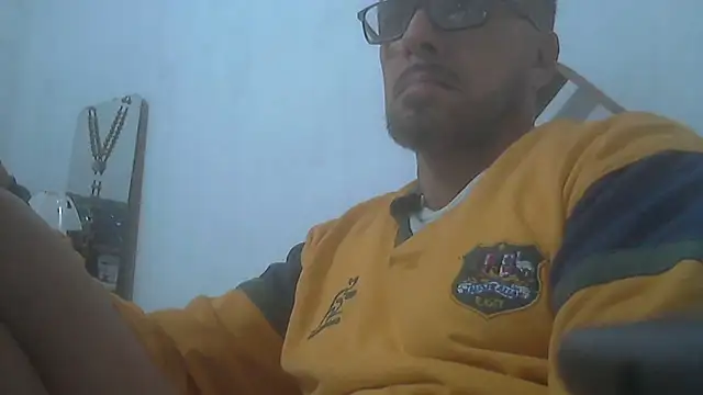 Snapshot of el_principe_hot chatting on 03/06/26, 02:41 el principe hot online show from 03/06/26, 02:41