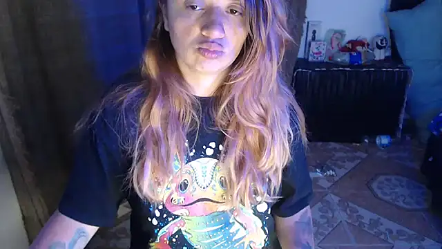 Snapshot of kattydirtylol chatting on 11/20/25, 01:17 kattydirtylol online show from 11/20/25, 01:17