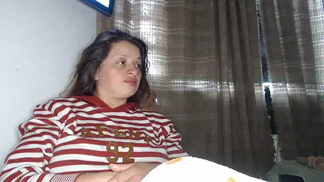 Snapshot of kattydirtylol chatting on 11/28/25, 07:38 kattydirtylol online show from 11/28/25, 07:38