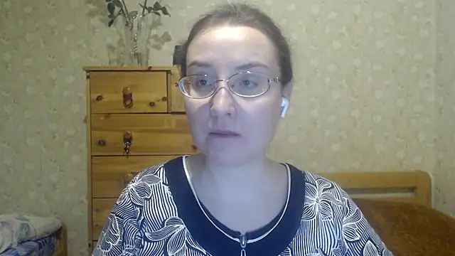 Smart Rose online show from 02/07/25, 01:15