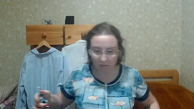 Smart Rose online show from 10/31/25, 10:55