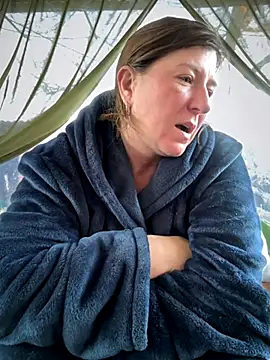 Natali UA online show from 10/31/25, 05:19