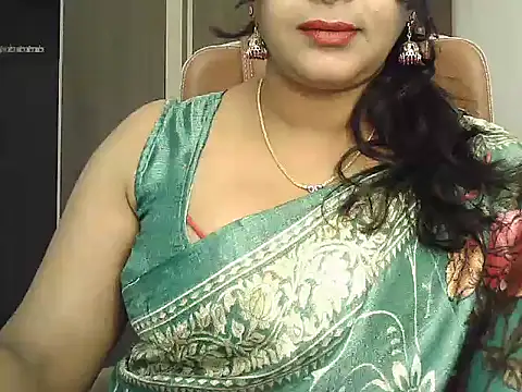 Snapshot of Spandana_Sweety chatting on 10/19/25, 06:03 Spandana Sweety online show from 10/19/25, 06:03