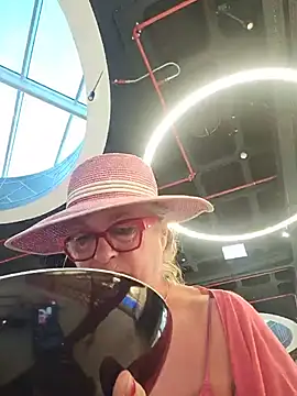 MucMilf59 online show from 07/13/26, 07:16