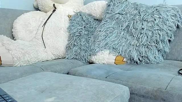 SandraGoldstein online show from 01/05/25, 12:20