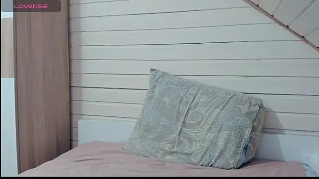 I AM MILF online show from 03/17/25, 07:04