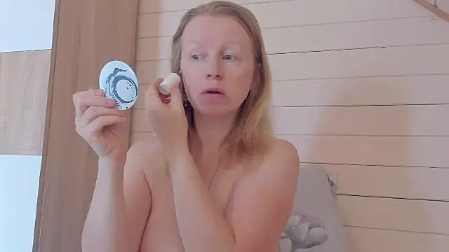 I AM MILF online show from 06/12/26, 07:18