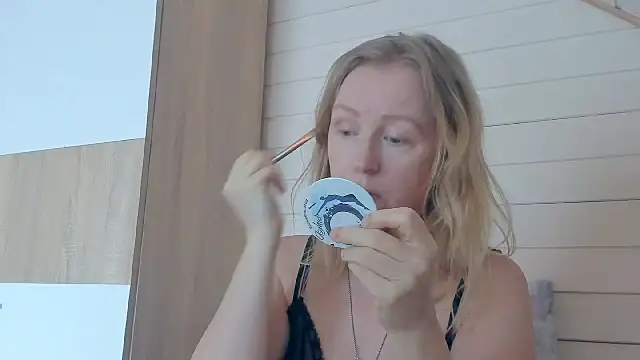 I AM MILF online show from 06/18/26, 07:08