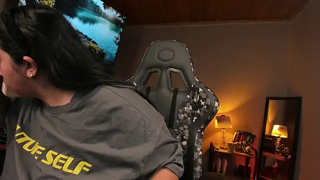 coraline latin online show from 03/01/25, 09:15