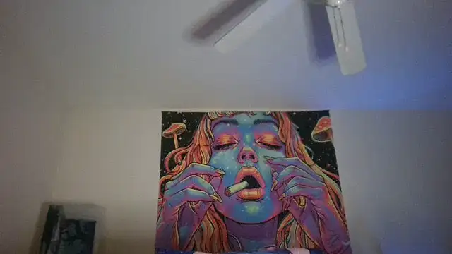 Snapshot of EnticingAaliyah chatting on 11/20/25, 12:44 EnticingAaliyah online show from 11/20/25, 12:44