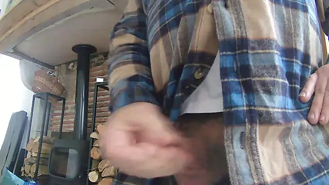 Snapshot of phlox3 chatting on 01/13/26, 10:42 phlox3 online show from 01/13/26, 10:42