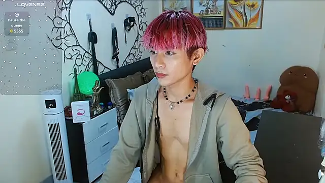 WildestTwink online show from 10/02/25, 06:37