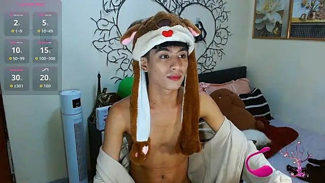 WildestTwink online show from 11/06/25, 07:15