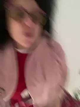 Snapshot of crudeliafrancy chatting on 03/17/26, 08:28 crudeliafrancy online show from 03/17/26, 08:28