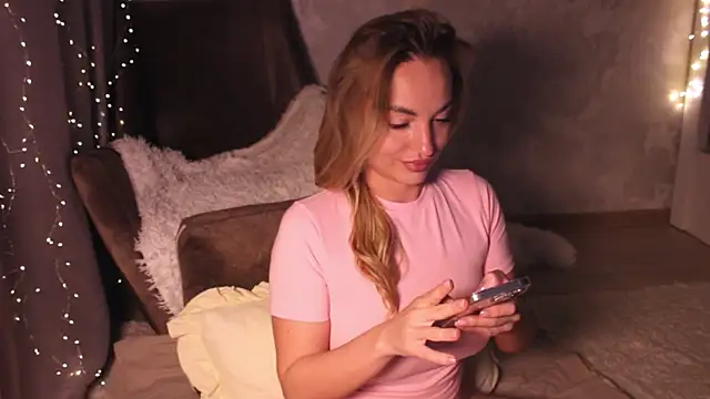 Snapshot of MaryFaith chatting on 01/15/26, 02:10 MaryFaith online show from 01/15/26, 02:10