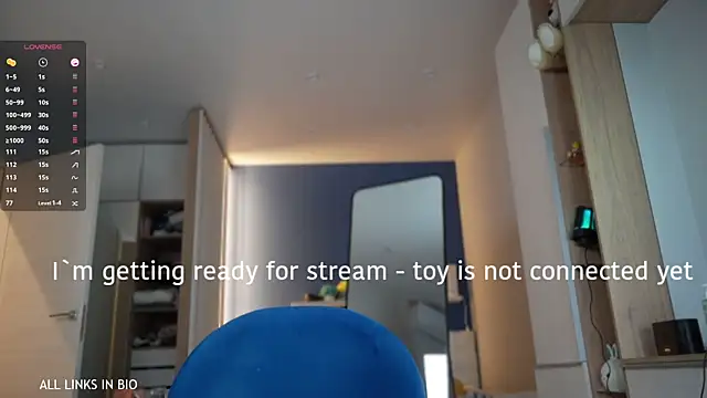 LAUREL HAZEL online show from 02/15/25, 06:55