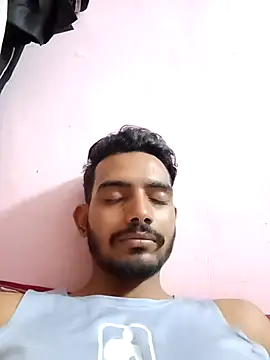 Snapshot of raavan69 chatting on 10/13/25, 05:35 raavan69 online show from 10/13/25, 05:35