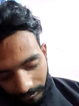 Snapshot of raavan69 chatting on 12/14/25, 10:42 raavan69 online show from 12/14/25, 10:42