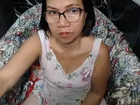 ASIANDOLLY4U online show from 10/31/25, 01:06