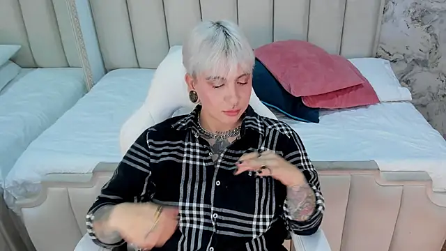 amy ink online show from 09/17/25, 11:23