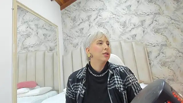 amy ink online show from 10/03/25, 11:18