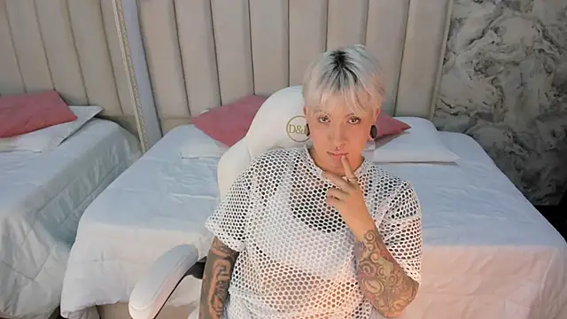 amy ink online show from 10/04/25, 11:19