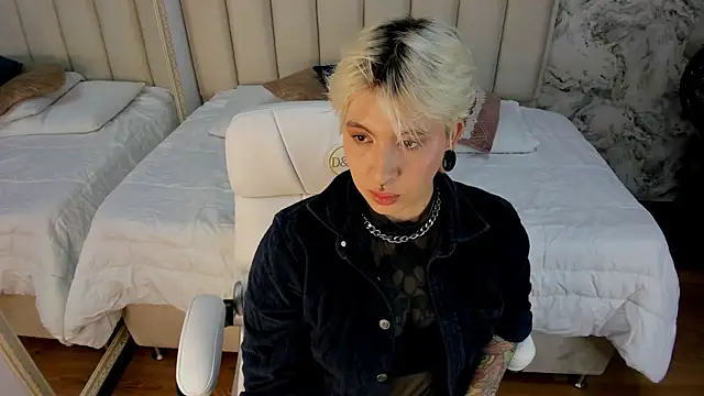 amy ink online show from 11/07/25, 11:10