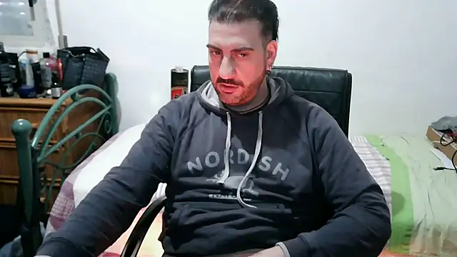 Snapshot of Italian_dark_desire chatting on 03/23/26, 02:43 Italian dark desire online show from 03/23/26, 02:43