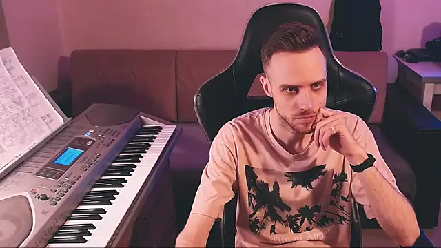 Snapshot of Sweetparker chatting on 02/16/26, 04:58 Sweetparker online show from 02/16/26, 04:58