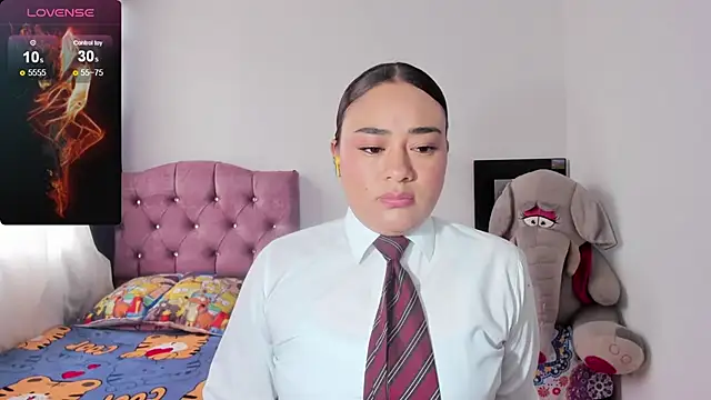 ReyleDoll online show from 05/13/26, 09:55