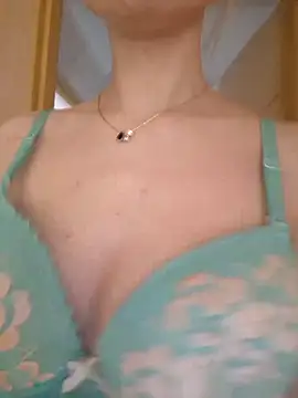 YogisticJuli666 online show from 03/12/25, 07:02