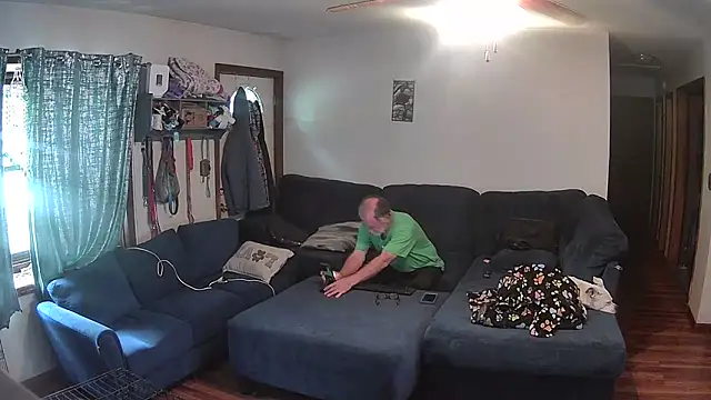 Snapshot of Sweet_Sexy1963 chatting on 09/24/25, 02:53 Sweet Sexy1963 online show from 09/24/25, 02:53