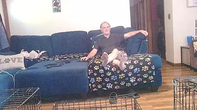 Snapshot of Sweet_Sexy1963 chatting on 10/01/25, 02:45 Sweet Sexy1963 online show from 10/01/25, 02:45