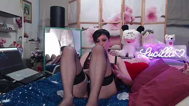 lucillabollente online show from 06/14/26, 04:14