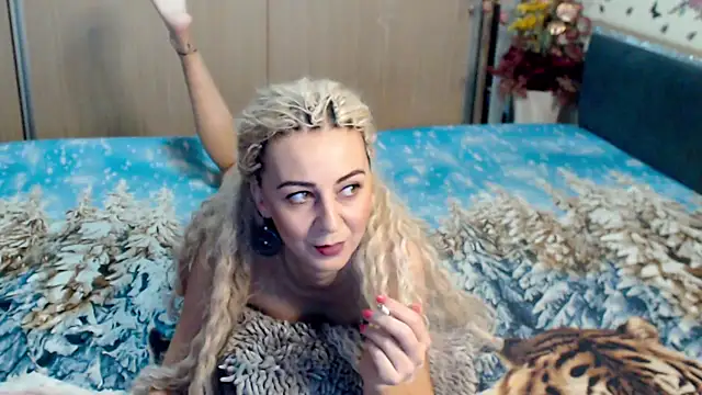 MirabelaSweet online show from 03/15/25, 09:30