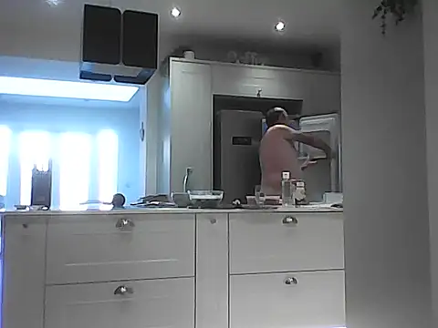 Snapshot of DrewDongle chatting on 01/09/25, 01:24 DrewDongle online show from 01/09/25, 01:24