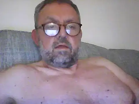 Snapshot of DrewDongle chatting on 01/20/25, 08:29 DrewDongle online show from 01/20/25, 08:29