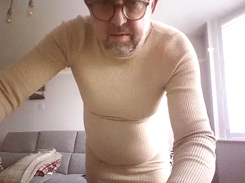 Snapshot of DrewDongle chatting on 03/06/26, 03:19 DrewDongle online show from 03/06/26, 03:19