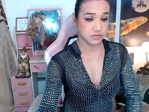 AsianMariaTs online show from 11/18/25, 02:43