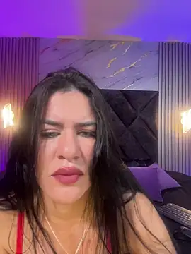 Zafira Alabi online show from 12/02/25, 07:42