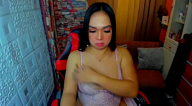 Snapshot of tssexylover chatting on 01/14/25, 07:32 tssexylover online show from 01/14/25, 07:32