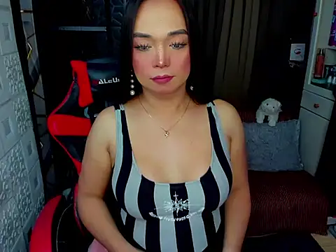 Snapshot of tssexylover chatting on 12/20/25, 05:14 tssexylover online show from 12/20/25, 05:14