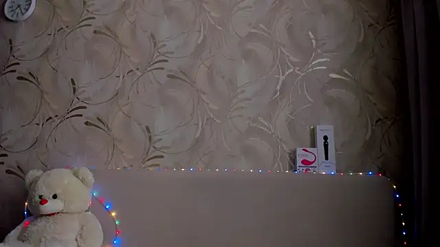 Malika Lisan online show from 03/13/25, 09:43