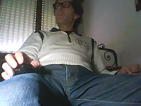 Moro ra online show from 05/13/26, 11:40